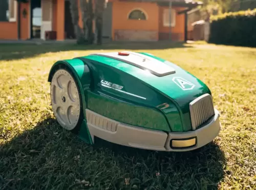 Ambrogio-Robot-L32-deluxe-001-robot-service