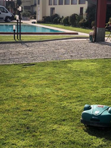 rasaerba-batteria-ambrogio-giardino