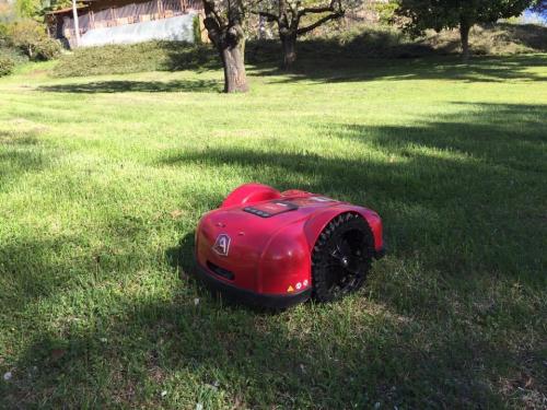 robot-tagliaerba-ambrogio
